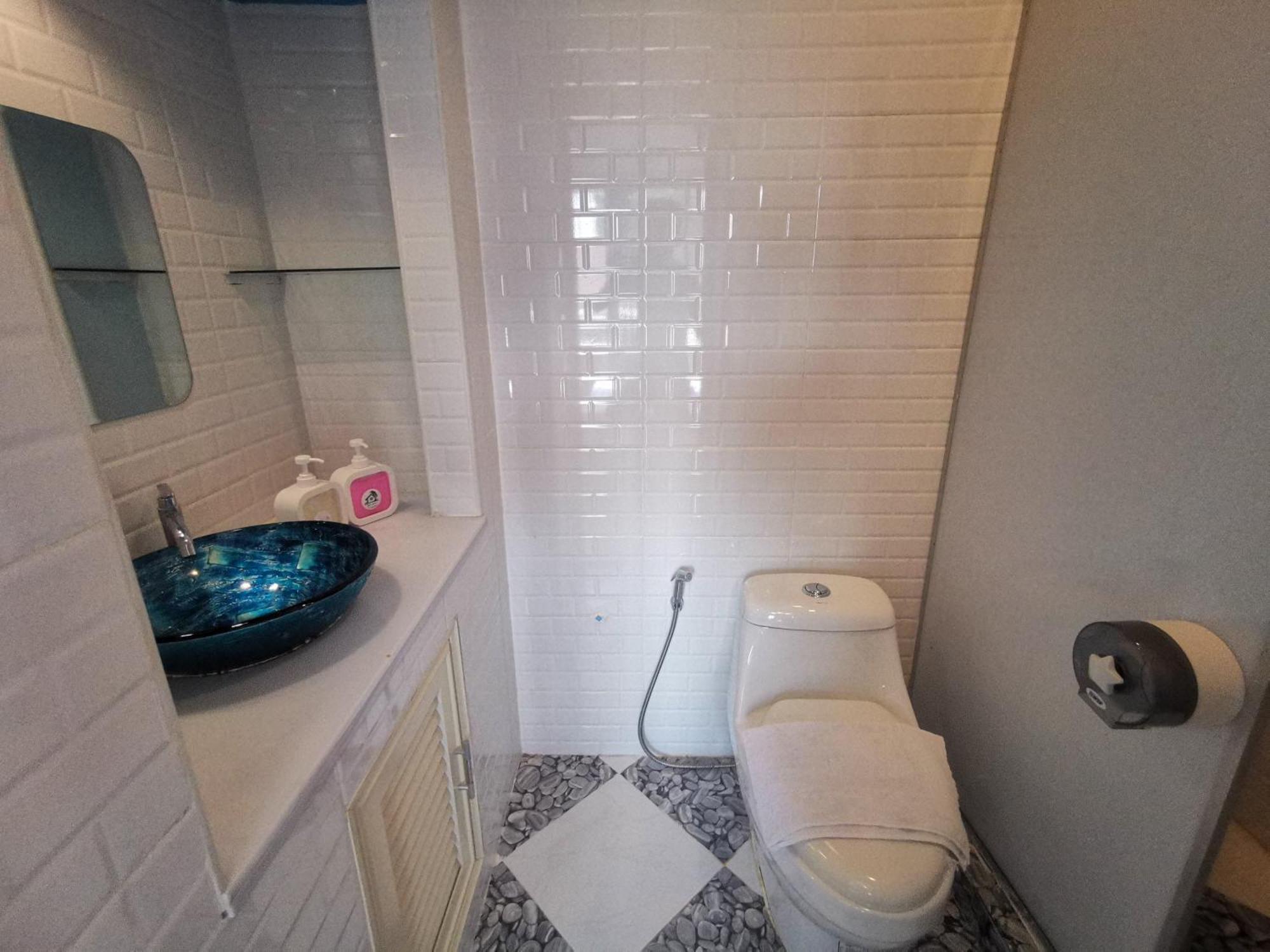Kan Home Hotel Kanchanaburi Zewnętrze zdjęcie