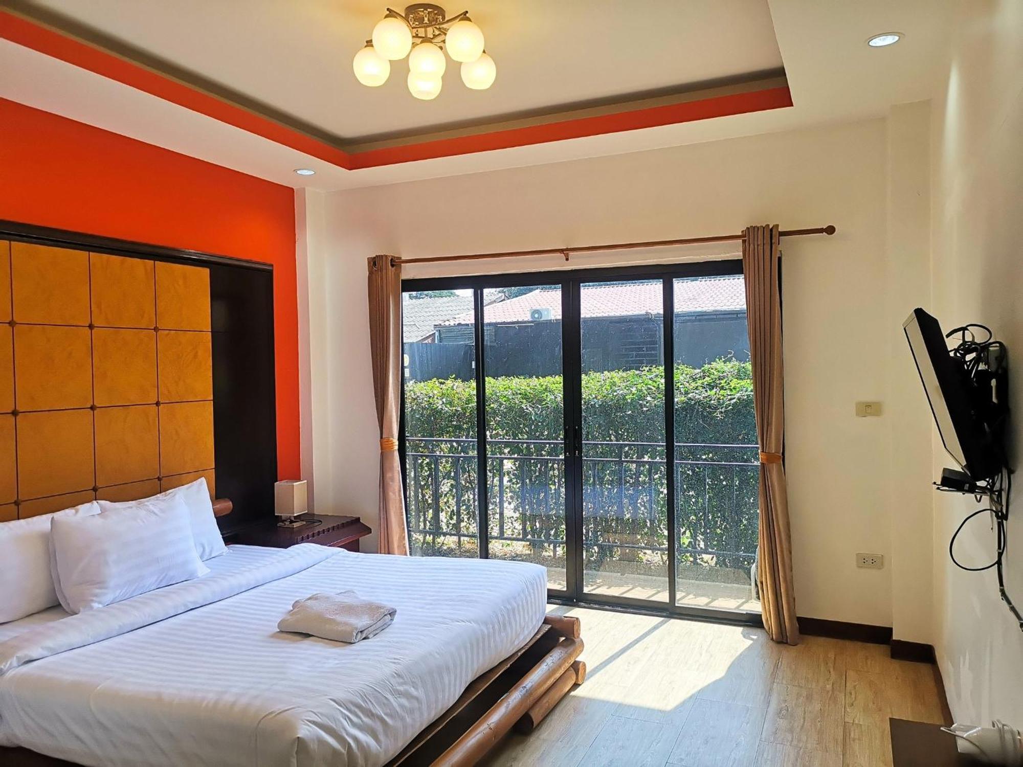 Kan Home Hotel Kanchanaburi Zewnętrze zdjęcie