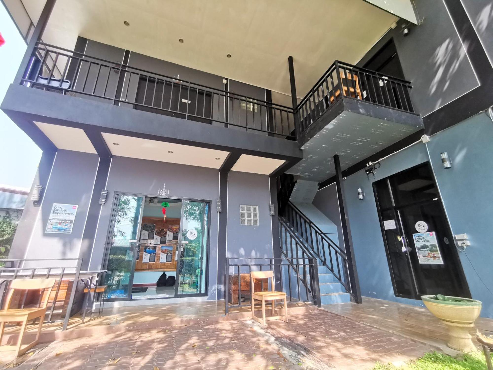 Kan Home Hotel Kanchanaburi Zewnętrze zdjęcie