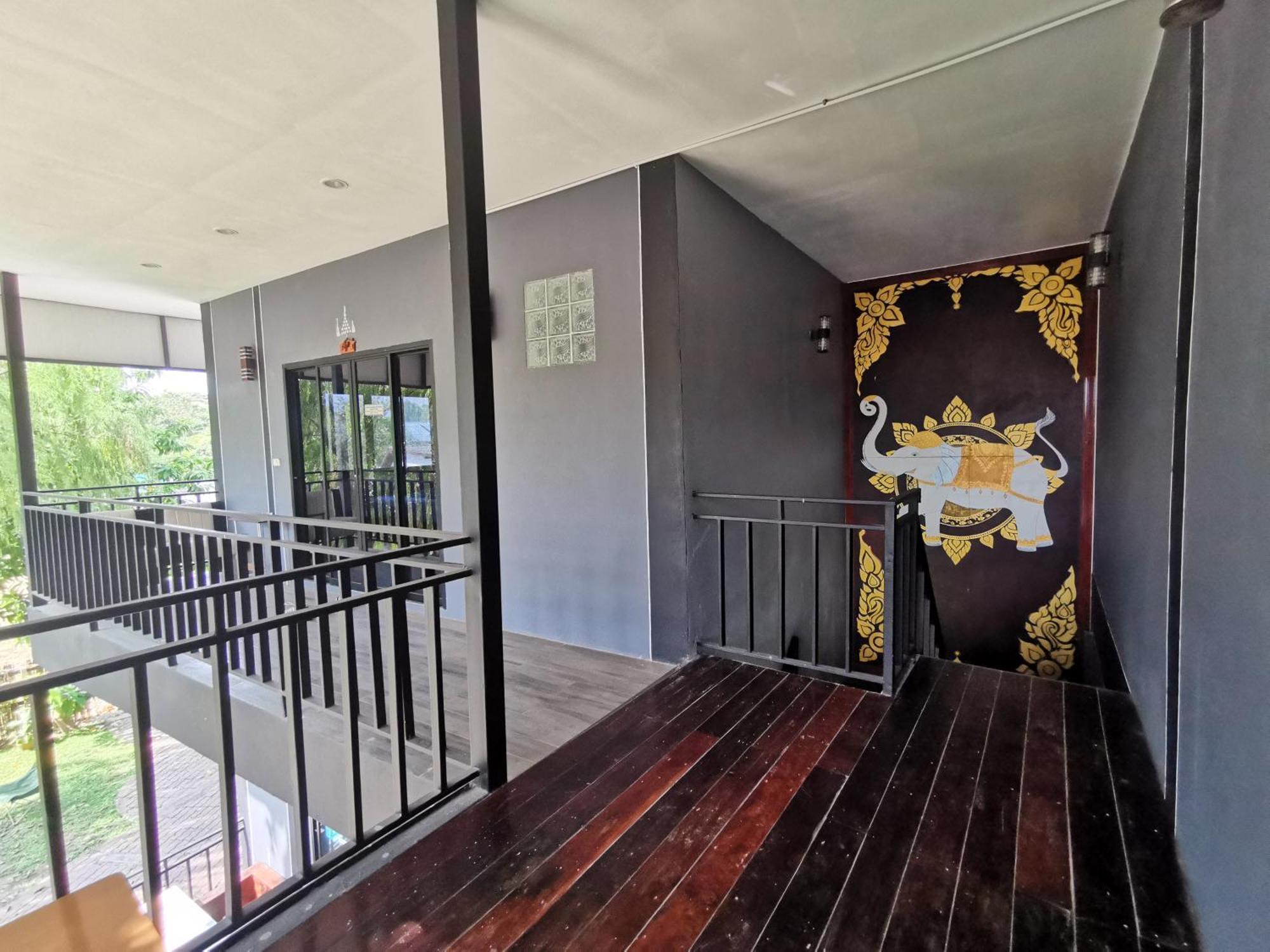 Kan Home Hotel Kanchanaburi Zewnętrze zdjęcie
