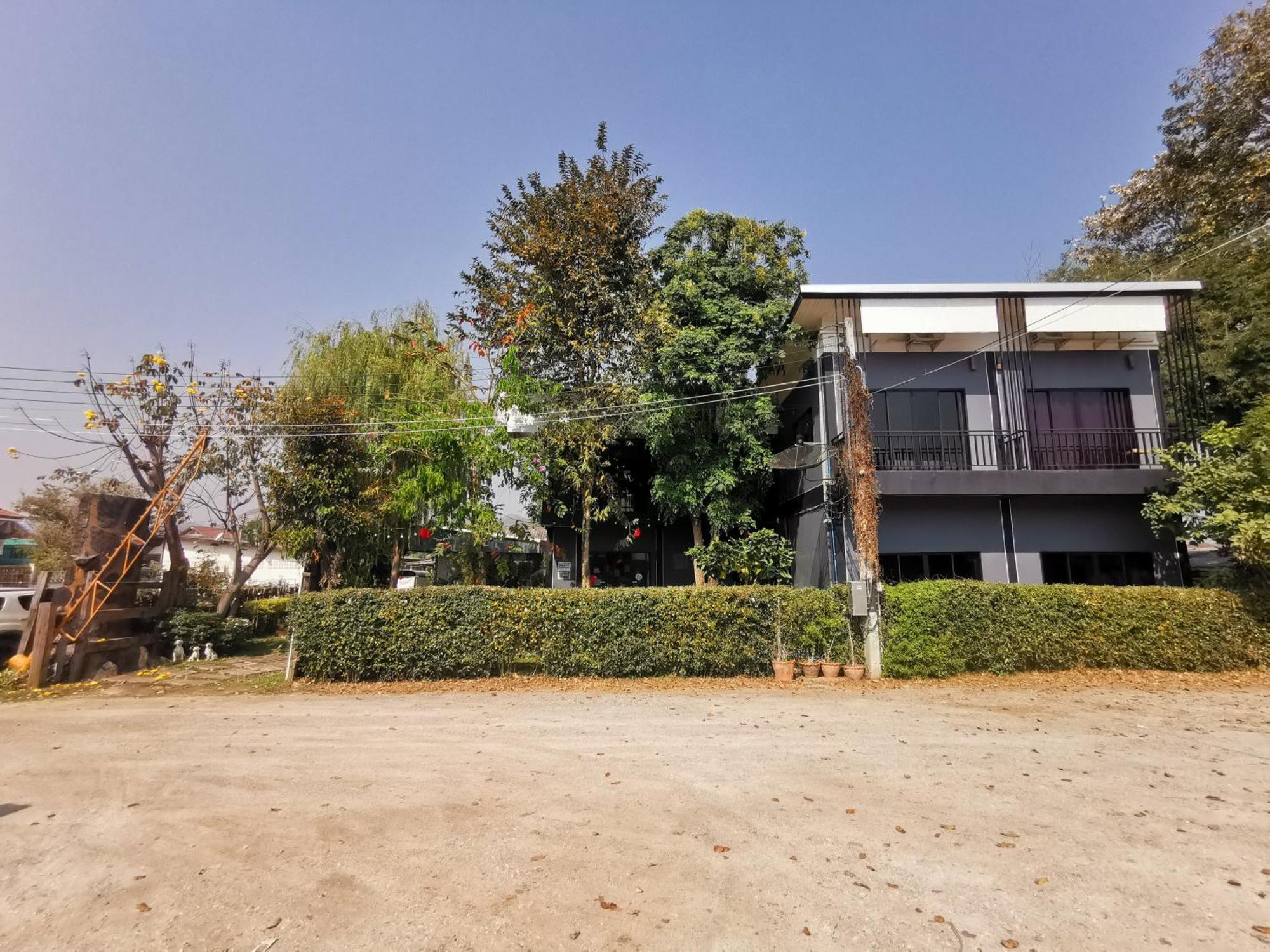 Kan Home Hotel Kanchanaburi Zewnętrze zdjęcie